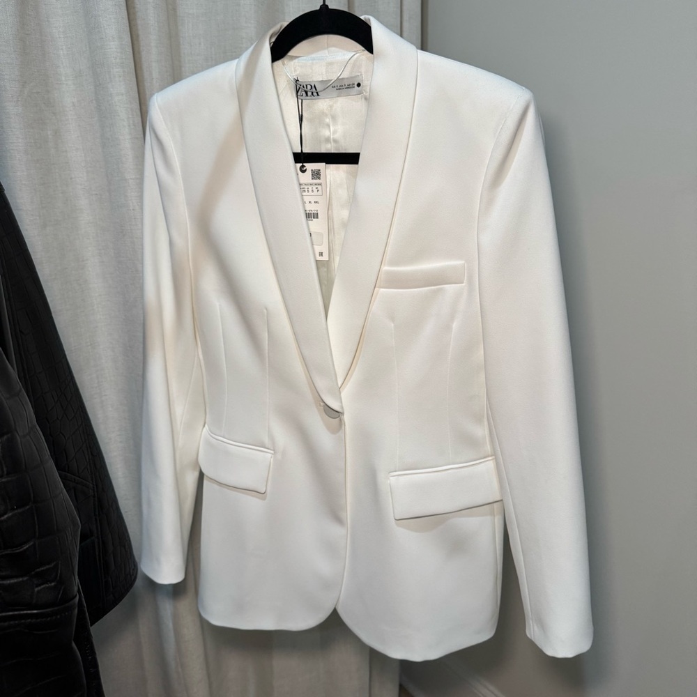 Zara NWT White Blazer